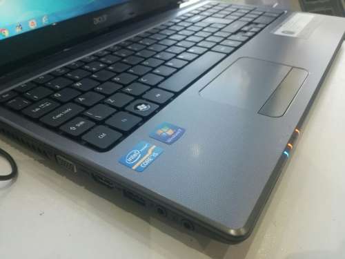 *AS NEW*EXCELLENT SPECS*ACER ASPIRE 5750*i5-2430M*6GB RAM*750GB HDD*DVD*3.0GHz*